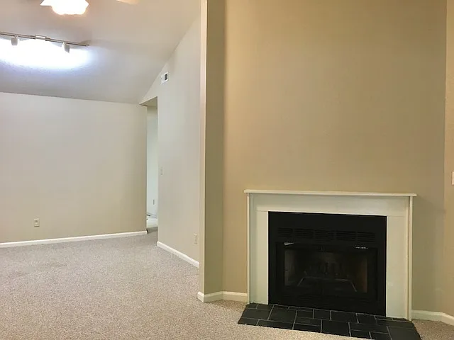 117 Gristmill Ln #117 — Photo 4