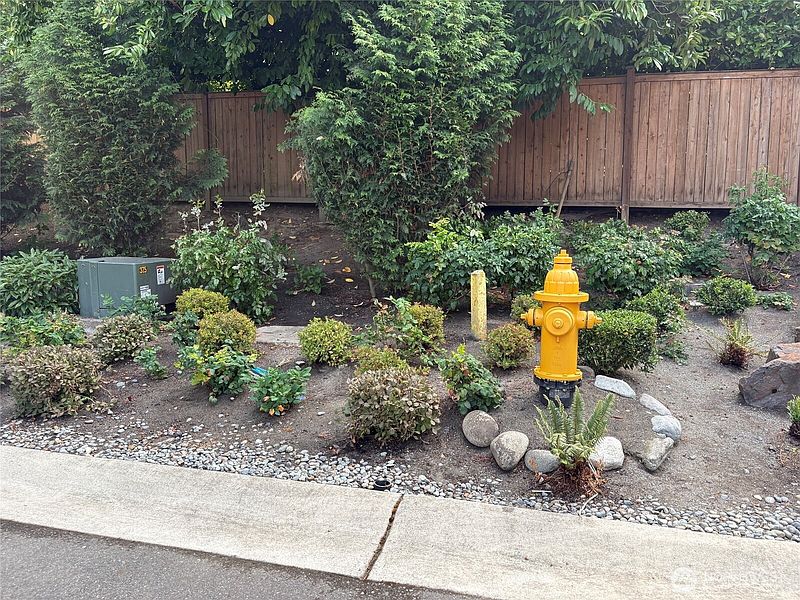5th image of 8209 144th Place SE