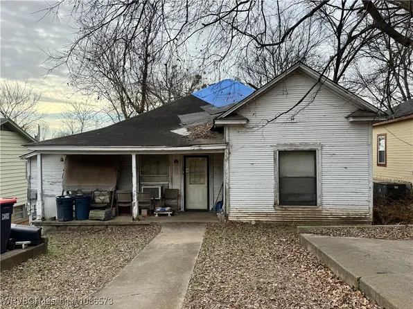 912 William Penn St, Van Buren, AR 72956