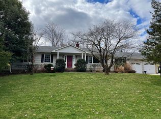 20 Village Ln, Colts Neck, NJ 07722