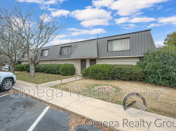 1300 Coosa Pines Dr, Childersburg, AL