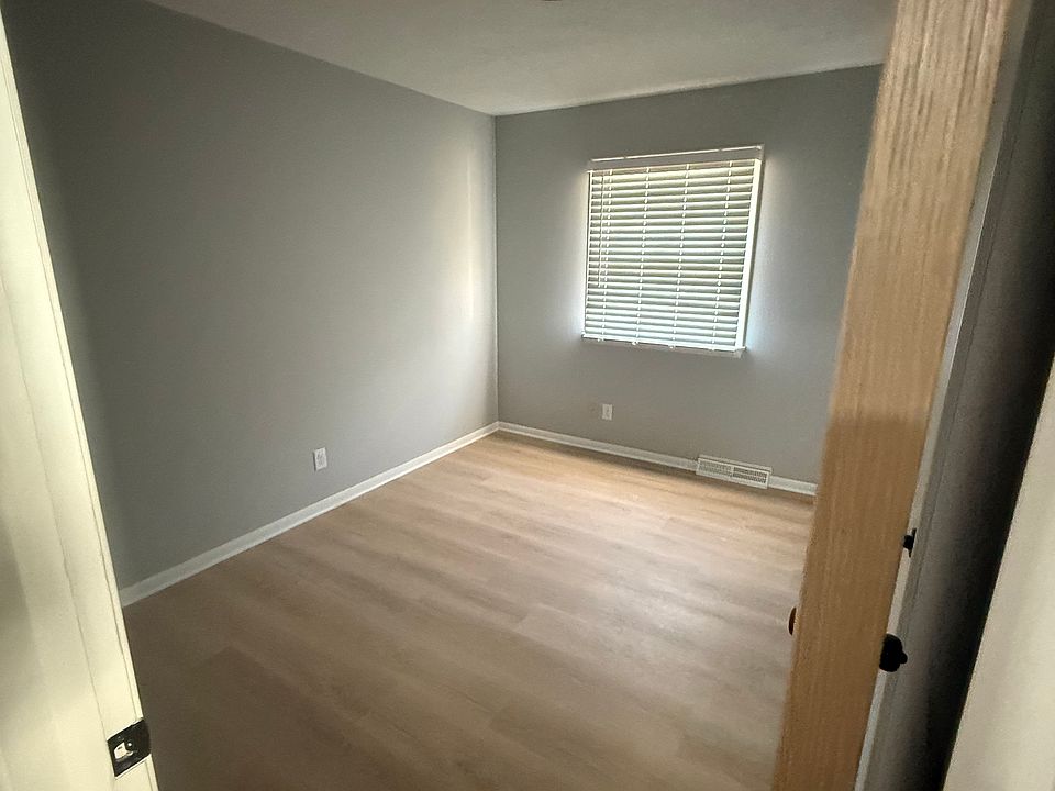 1st image of 10341 V St