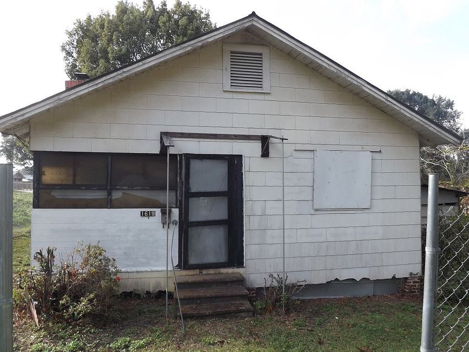 1st image of 1618 Highland St
