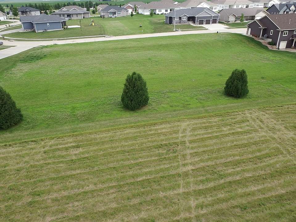 1st image of 155 Fairway Dr
