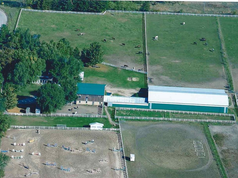 40 stall horse show facility