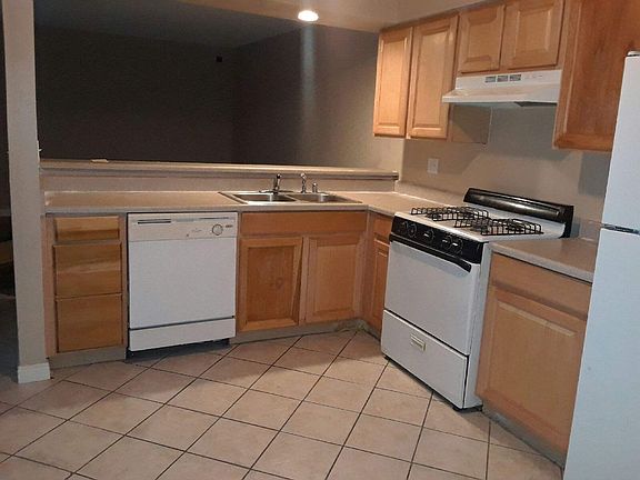 5th image of 4264 Tara Ave