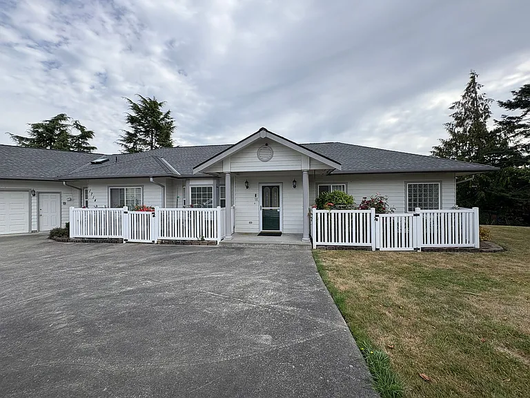 1714 Baker View Ct — Photo 1