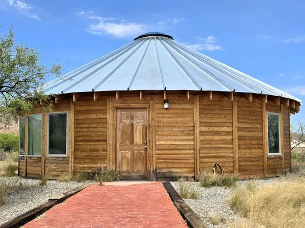 636 W Pearce Rd, Pearce, AZ 85625