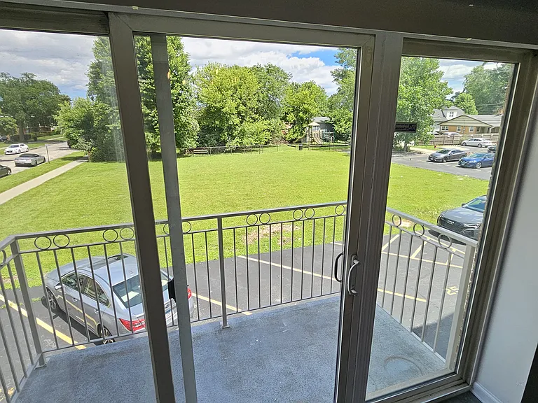 7325 Oakwood Ave #2D — Photo 17