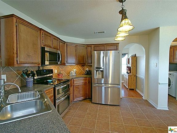 4th image of 4209 Maid Marian Cir