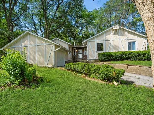 5698 61st Ln, Norwalk, IA 50211