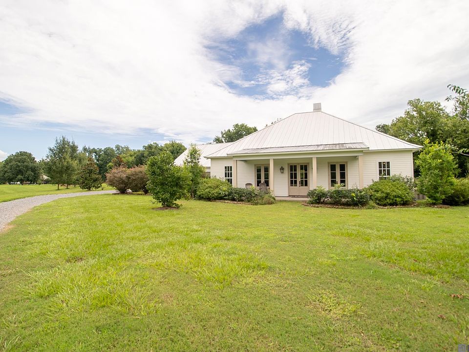 1st image of 1063 River Rd