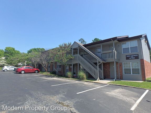 2nd image of 2404 Whitegate Dr APT 17