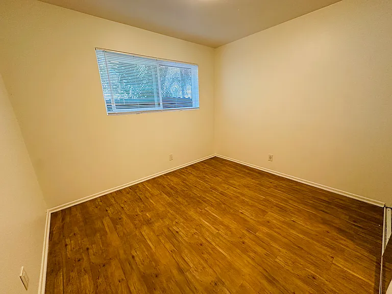 201 Ladera St #3 — Photo 8