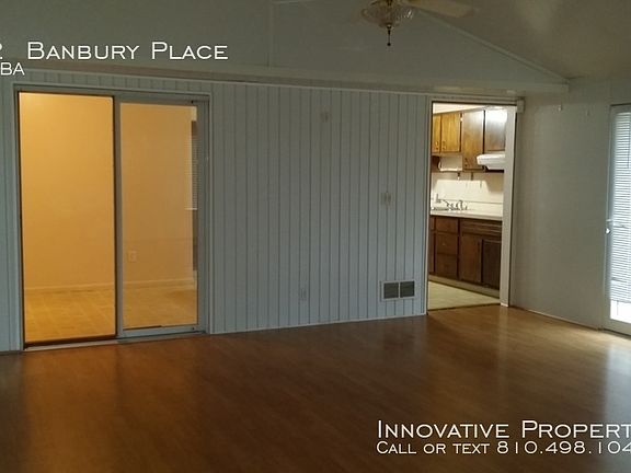 4th image of 1302 Banbury Pl