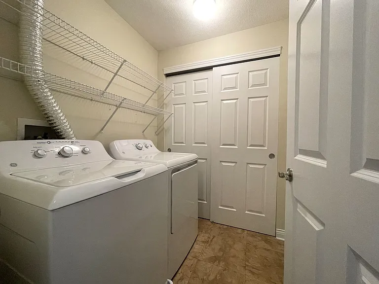5615 Frawley Dr — Photo 9