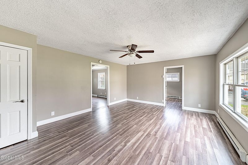 5th image of 149 Larrabee Road