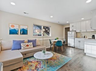 6723 Division Ave NW #B, Seattle, WA 98117