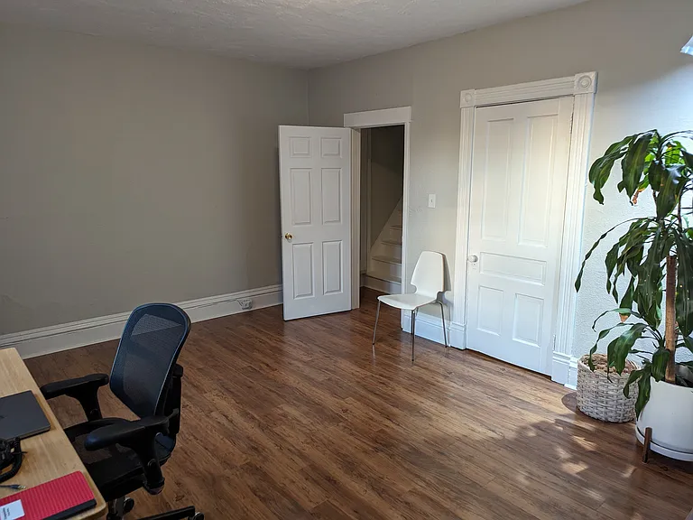 621 Kirtland St — Photo 29