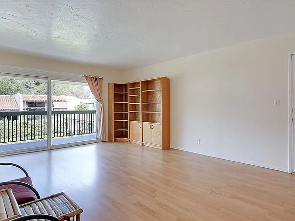 3rd image of 5510 Armitos Ave