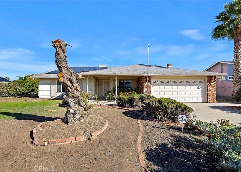 1st image of 27580 Charlestown Dr