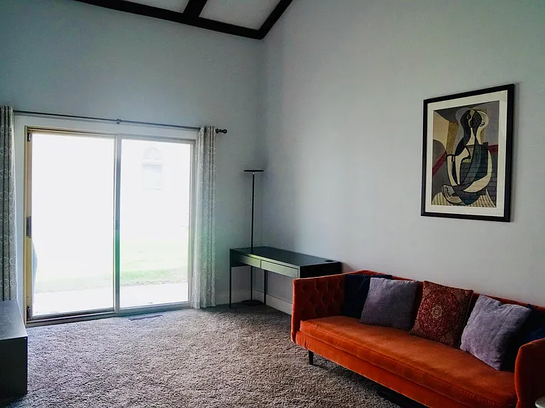 1303 Kingsridge Ct #D — Photo 5