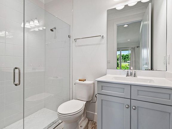 5th image of 12544 Gross Pointe Drive