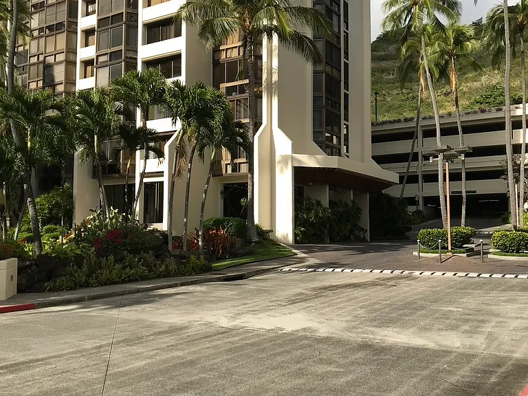501 Hahaione St #11 — Photo 19