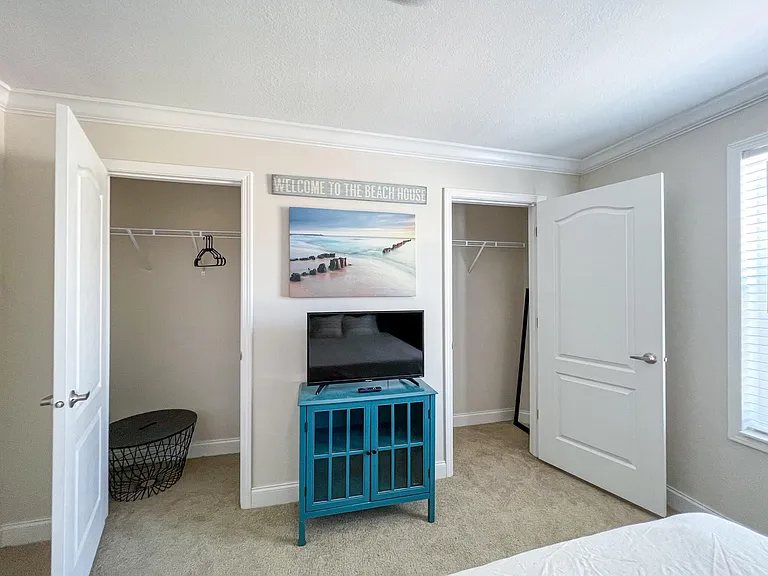 37 Palm Dr — Photo 19