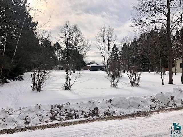 2nd image of 322 4th Ave E