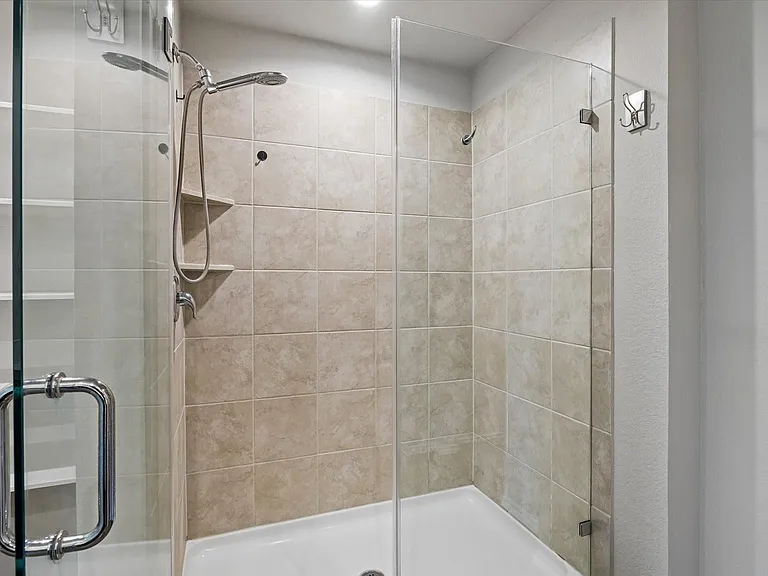 40463 Garden Heights Ln — Photo 25