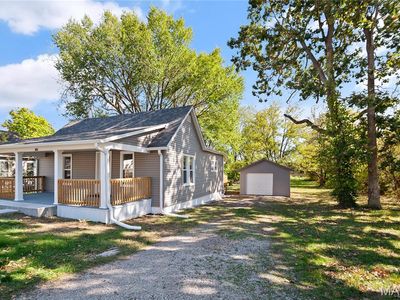 704 W 2nd St, Lebanon, MO, 65536