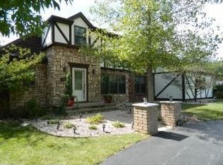 2969 Waldwic Ln, Oshkosh, WI 54904