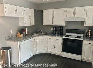 1120 E Northwood Dr, Appleton, WI 54911