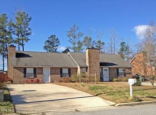 1801 Summerhaven Dr #B, Greenville, NC 27858