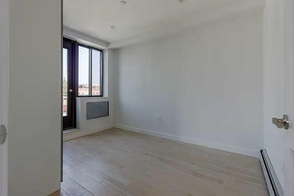 Rented by E House Realty & Management Inc. | media 41
