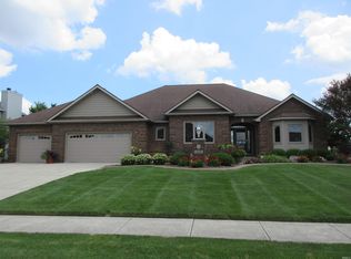 1021 Twin Lakes Dr, Decatur, IN 46733