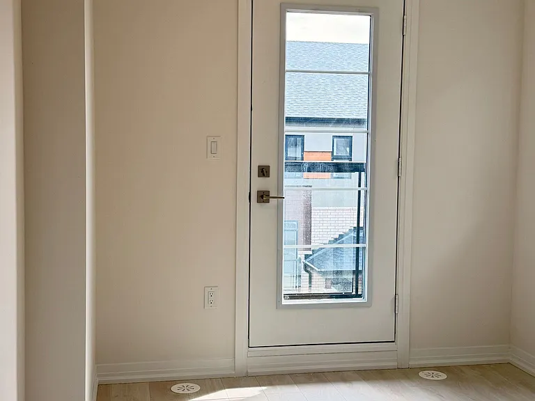 660 Colborne St W #140 — Photo 6