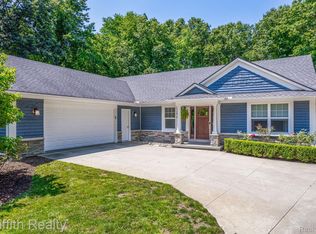 4228 Link Dr, Brighton, MI
