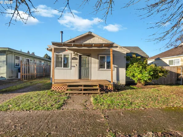 1363 Franklin St NW, Salem, OR 97304