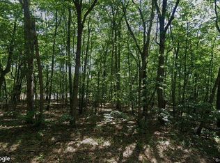 121 Folkstone Rd, Crossville, TN 38558