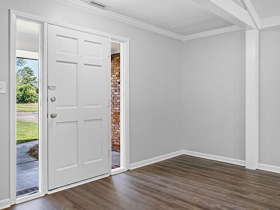 5th image of 4116 Lantern Ln