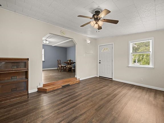 2nd image of 14 Judith Cir