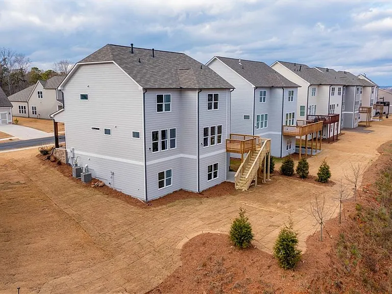 126 Spaulding Ln — Photo 48
