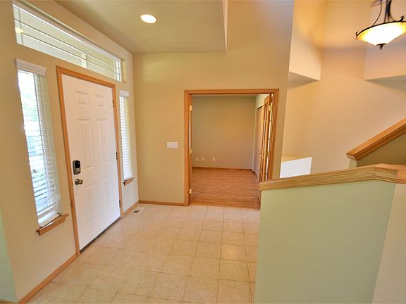 3rd image of 5208 Quincy Ave SE