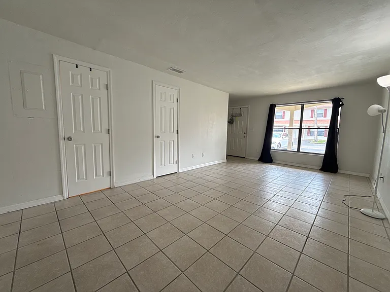 980 Canal View Blvd #B5 — Photo 7