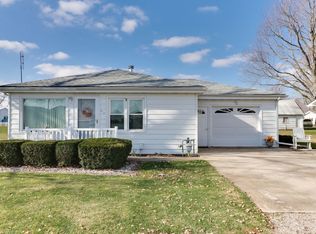 105 N Verry St, Armington, IL 61721