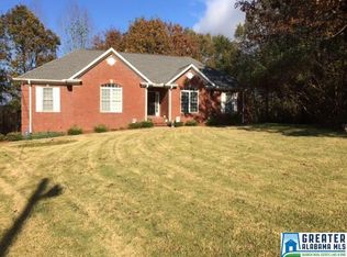 6422 Aspen Ln, Hueytown, AL 35023