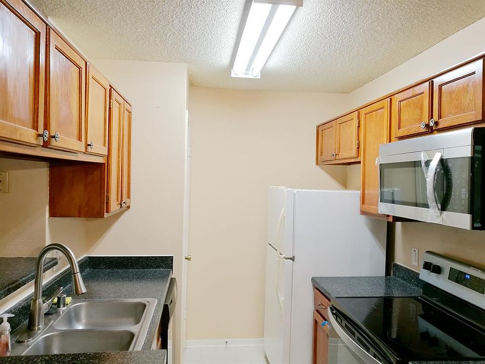 1st image of 2121 Hepburn St APT 505