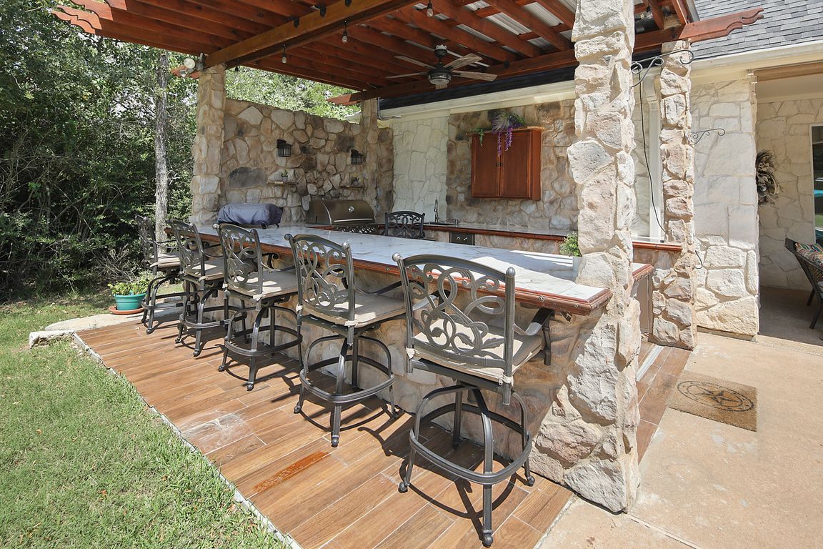 next background image